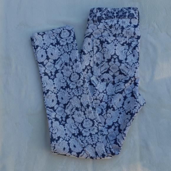 Floral print jeans by Philosophy - Picture 4 of 5